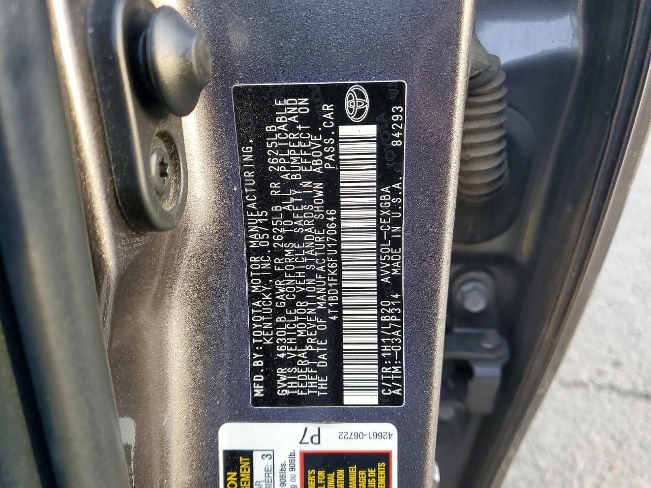 2015 TOYOTA CAMRY HYBRID photo 34