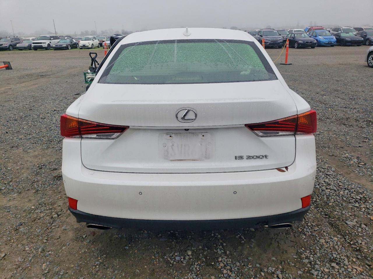 2017 LEXUS IS 200T photo 6