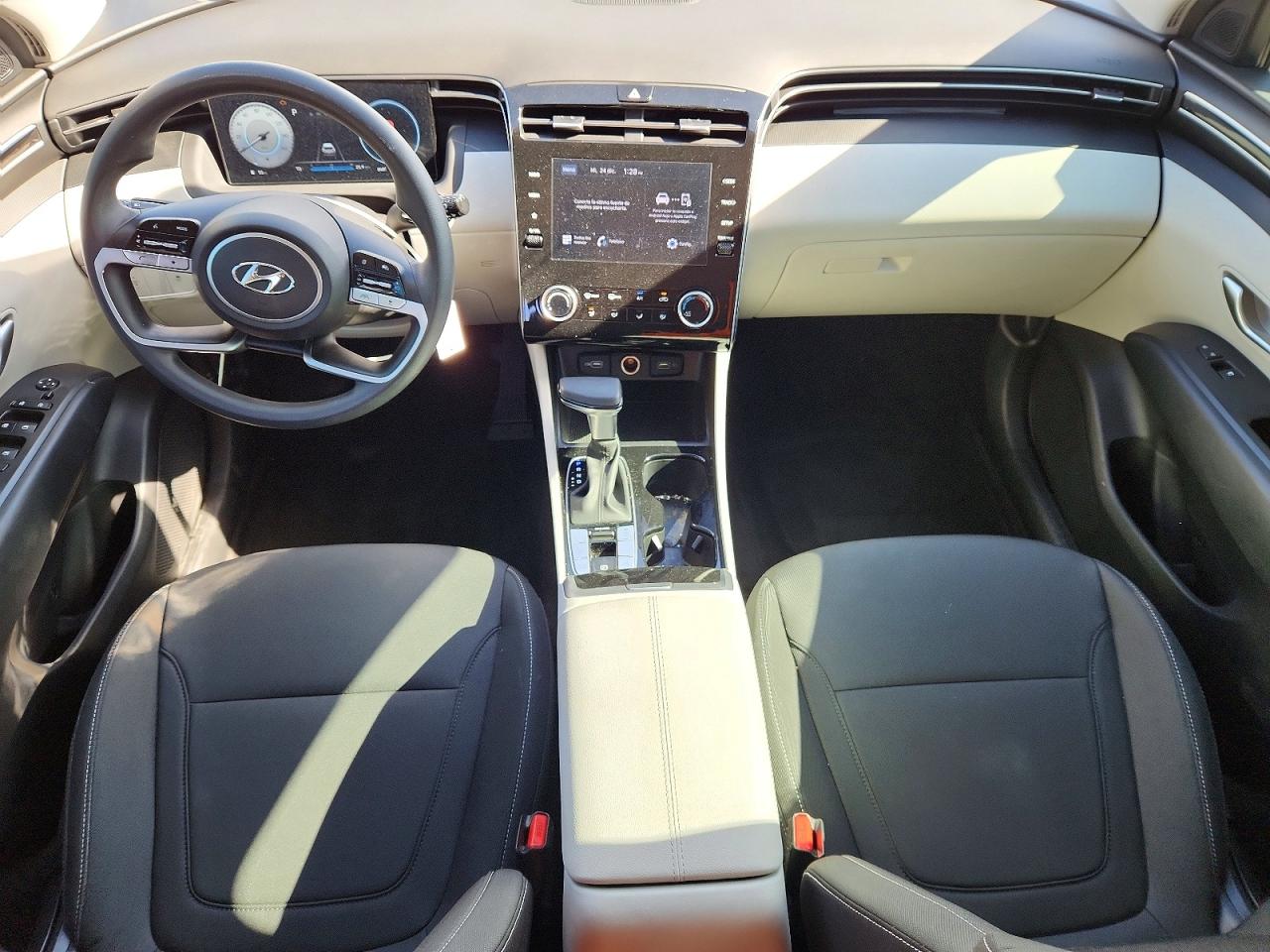 2024 HYUNDAI TUCSON SE photo 8