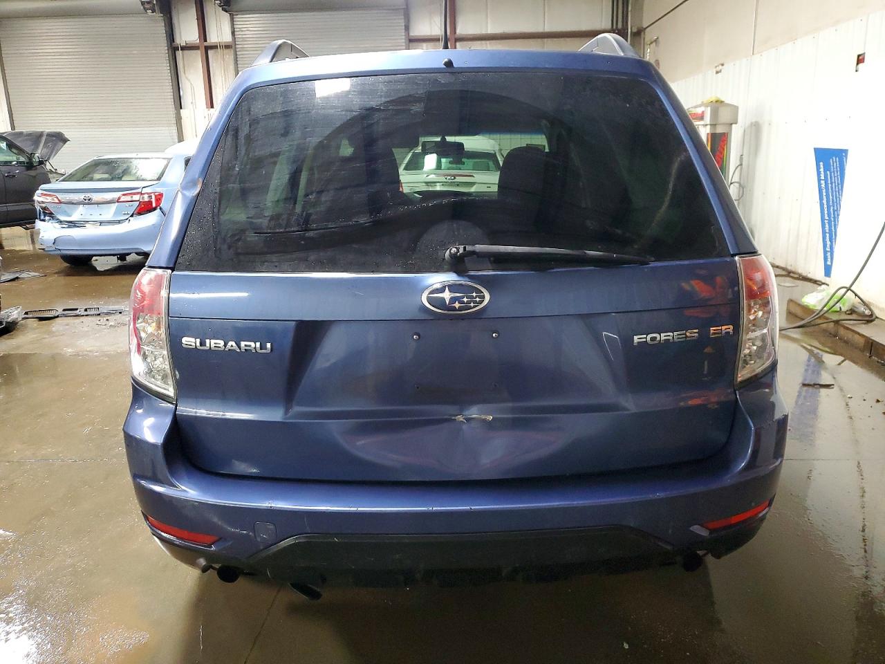 2011 SUBARU FORESTER 2.5X PREMIUM photo 6