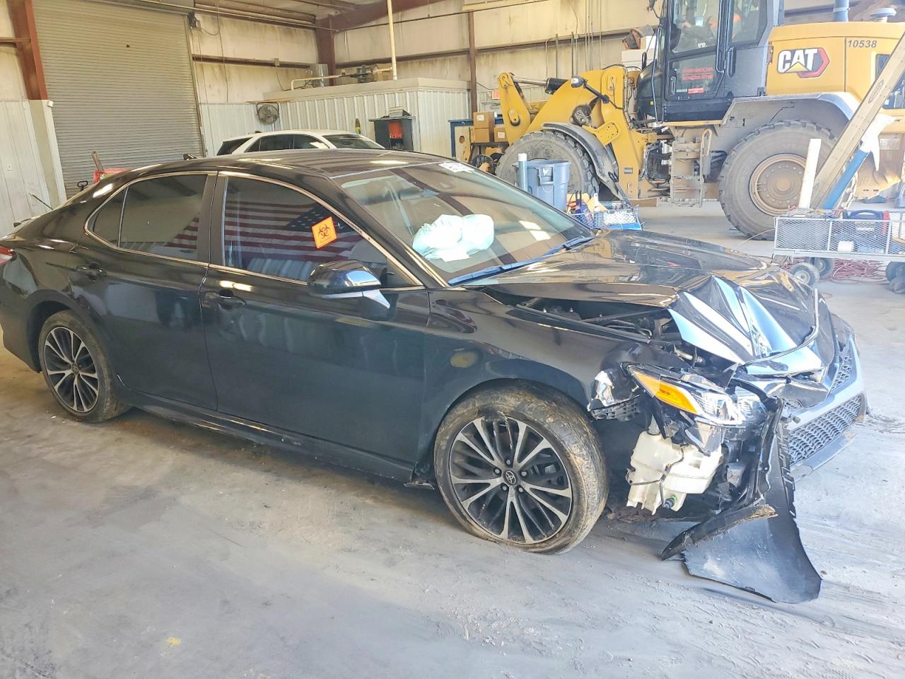 2020 TOYOTA CAMRY SE photo 4