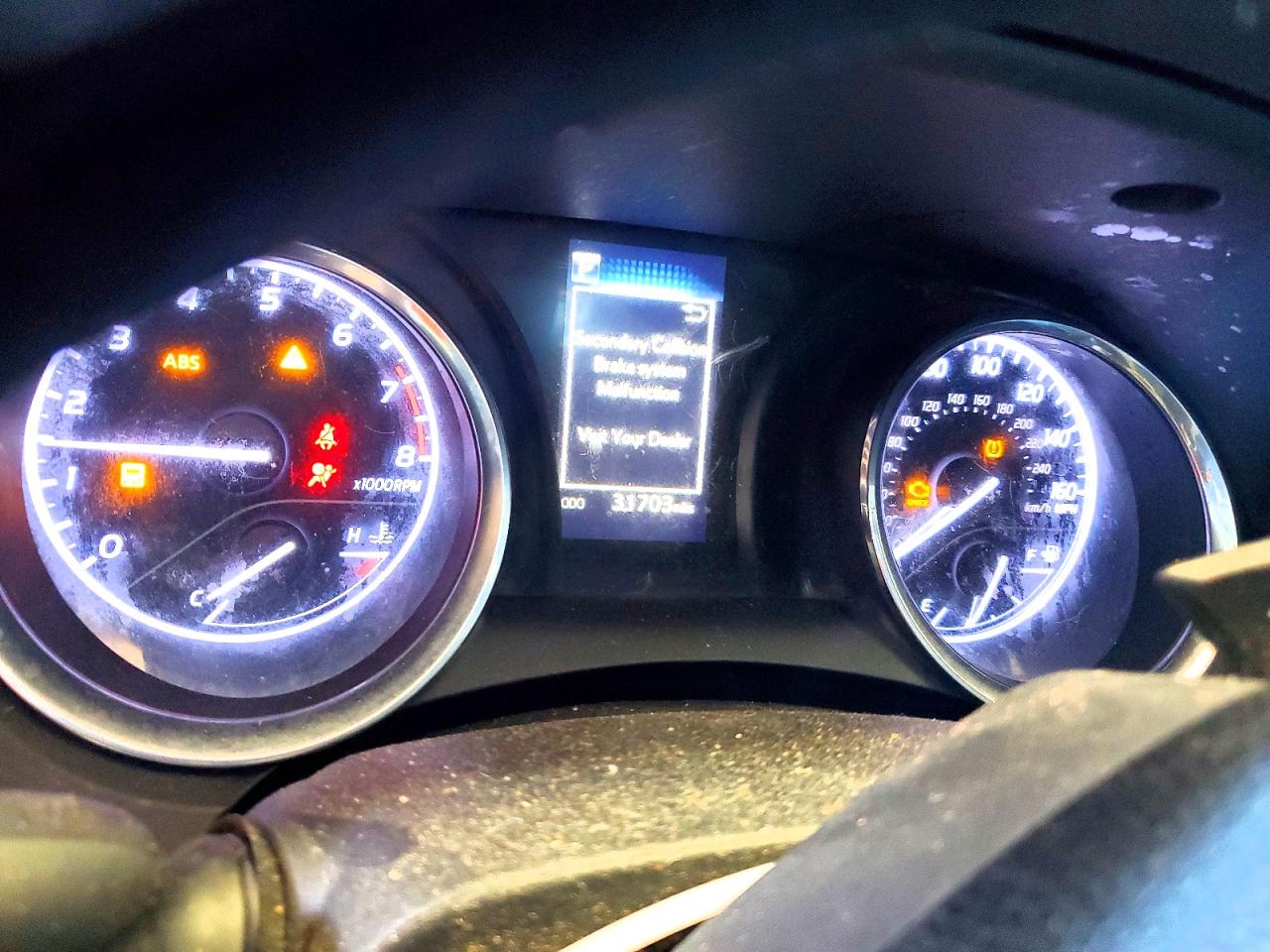 2020 TOYOTA CAMRY SE photo 9