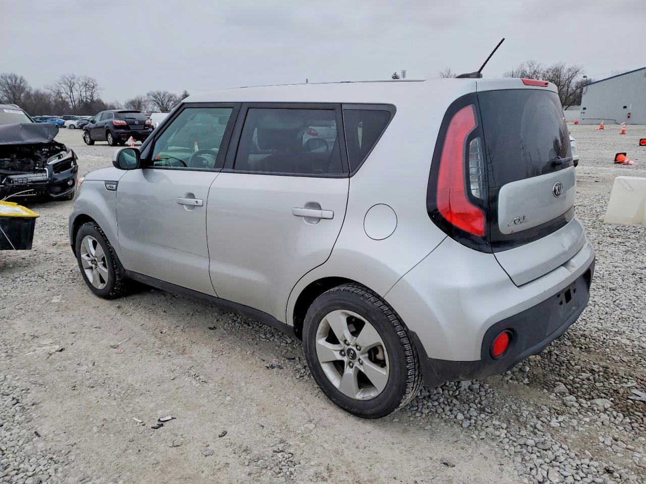 2018 KIA SOUL photo 2