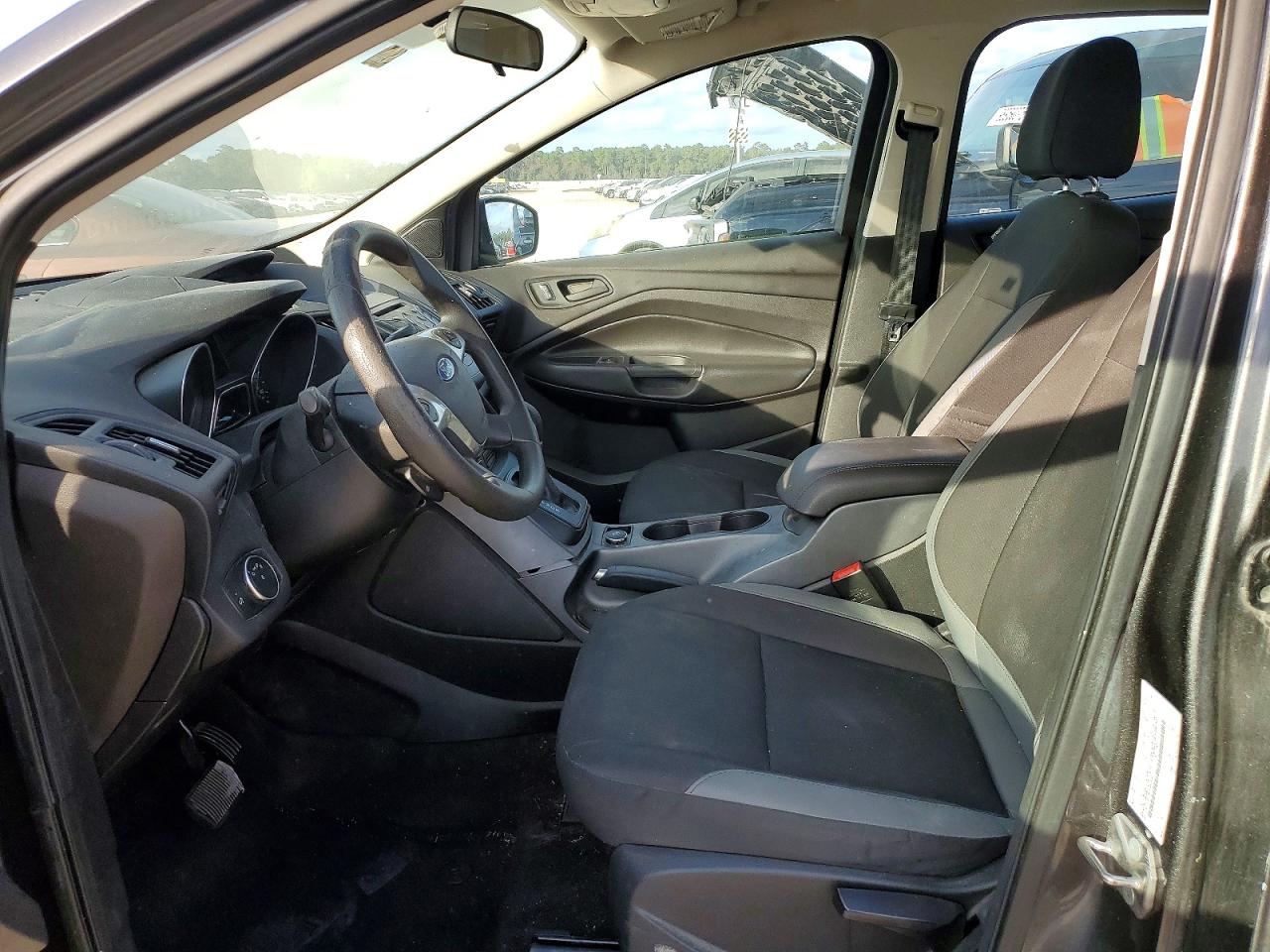 2015 FORD ESCAPE S photo 13