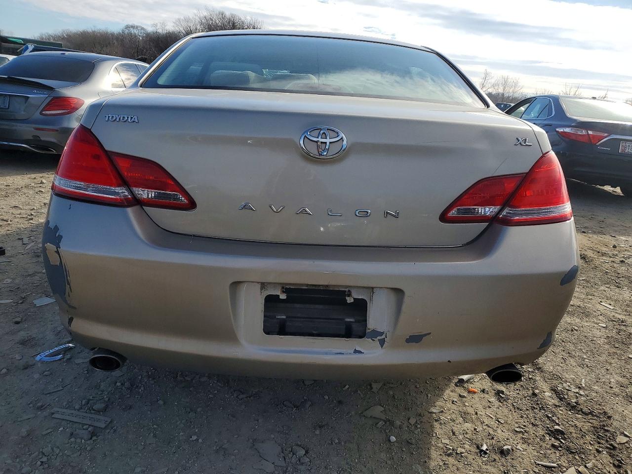 2006 TOYOTA AVALON XL photo 11