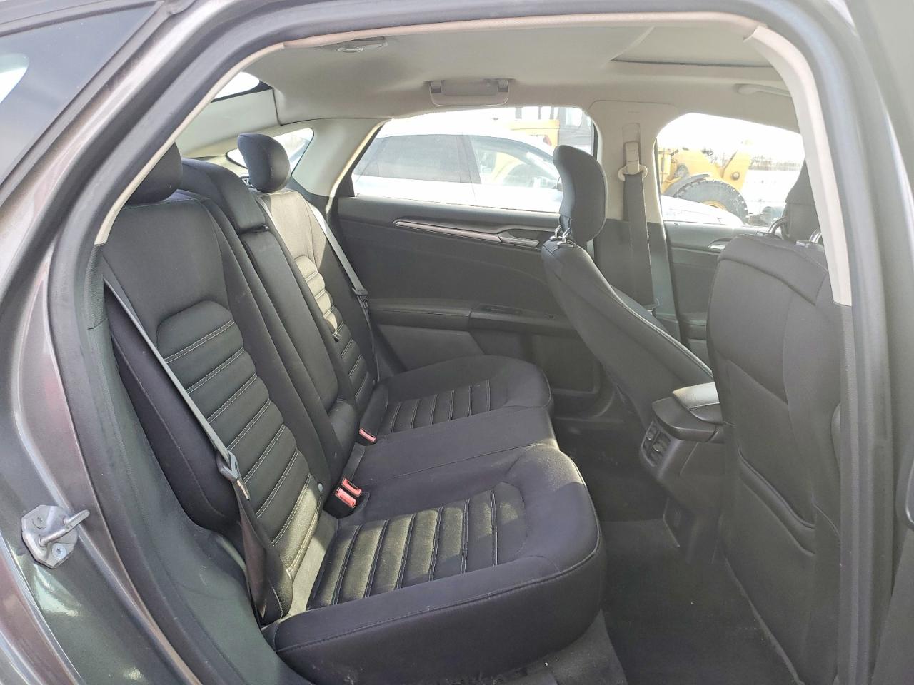 2014 FORD FUSION SE photo 10