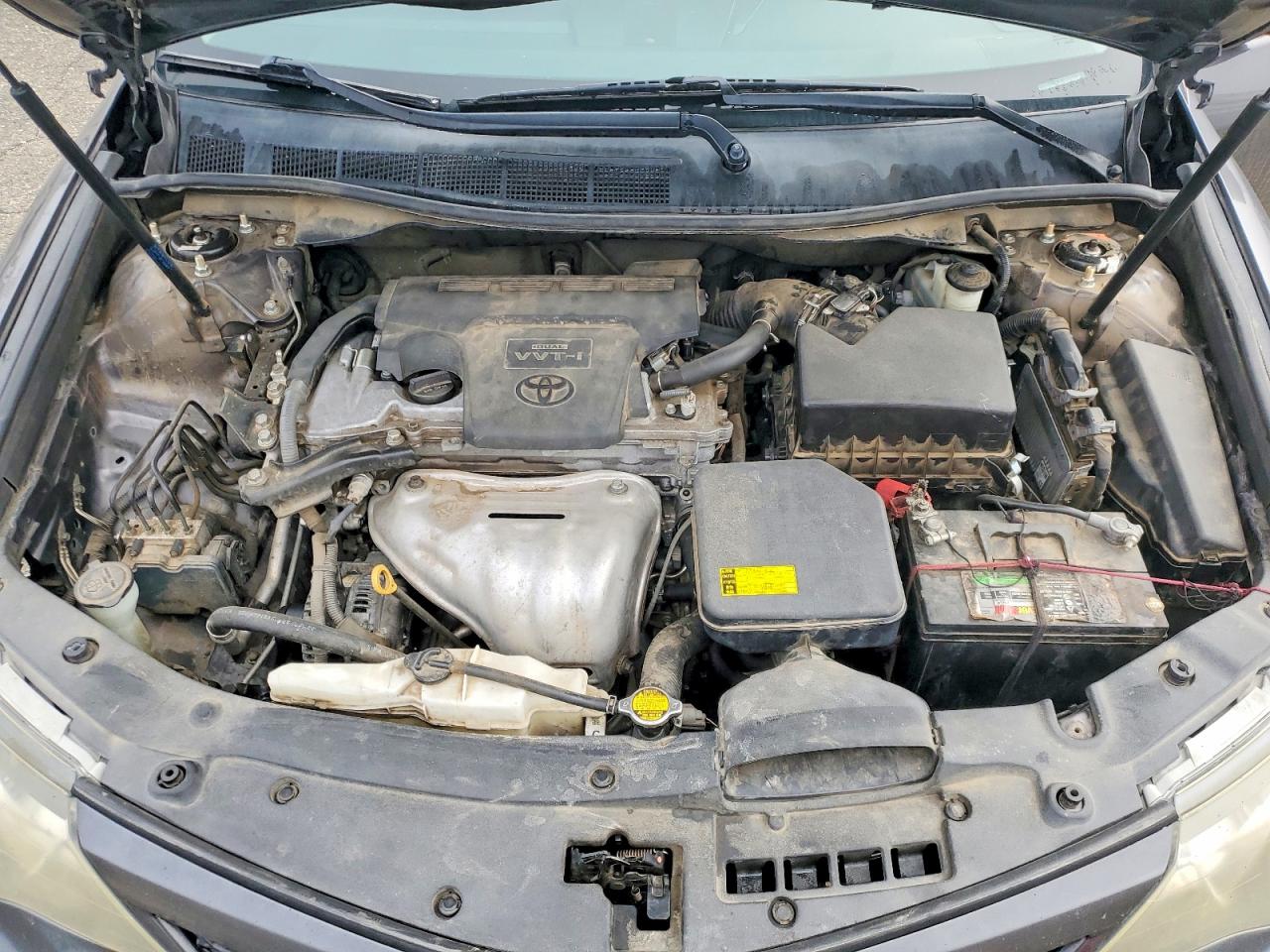 2013 TOYOTA CAMRY L photo 11