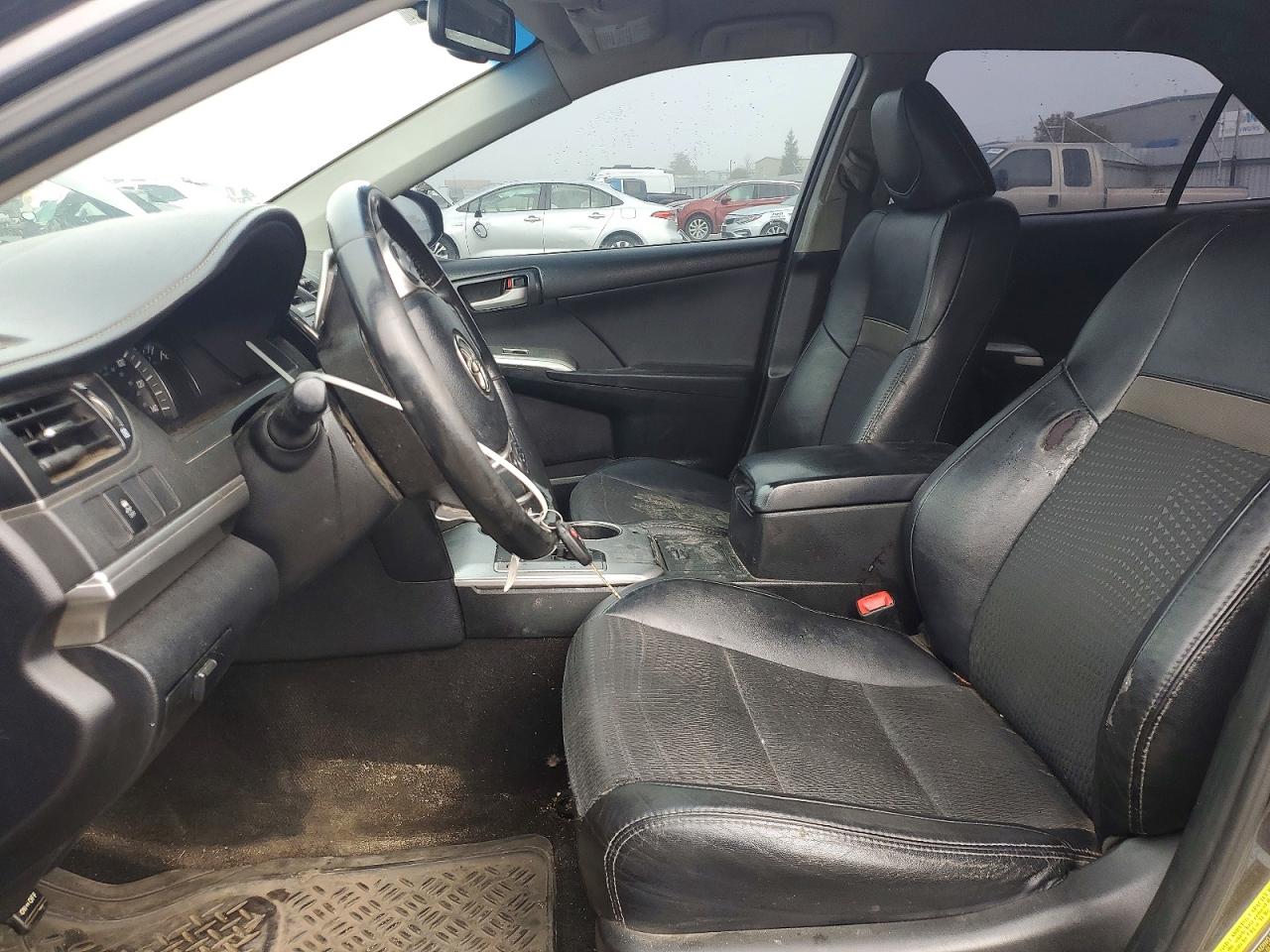 2013 TOYOTA CAMRY L photo 7