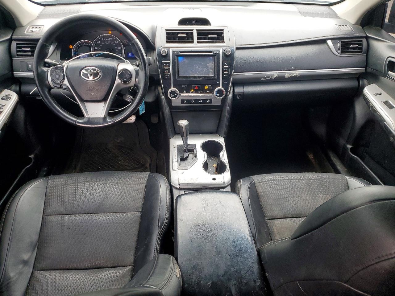 2013 TOYOTA CAMRY L photo 8