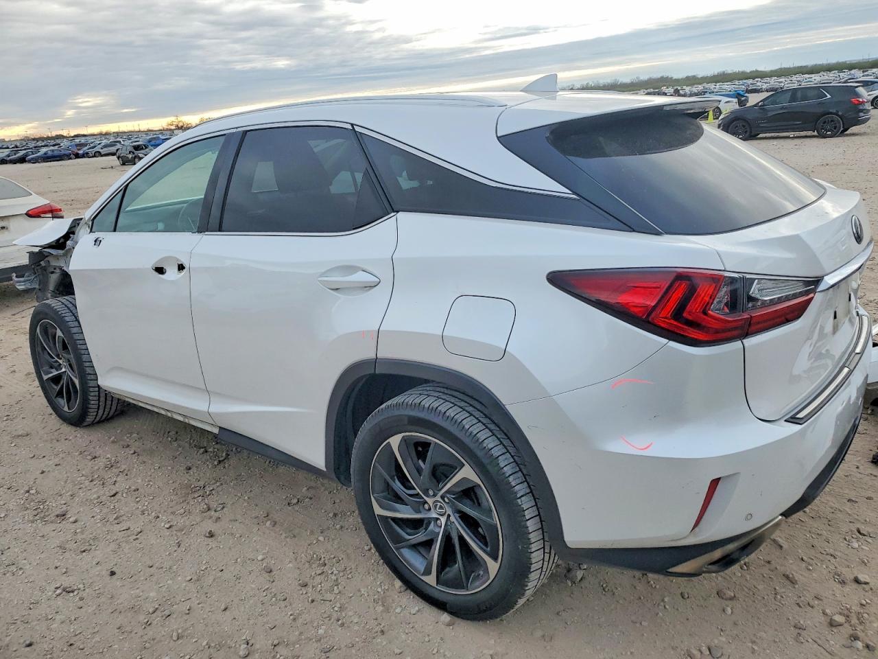 2018 LEXUS RX 350 BASE photo 2
