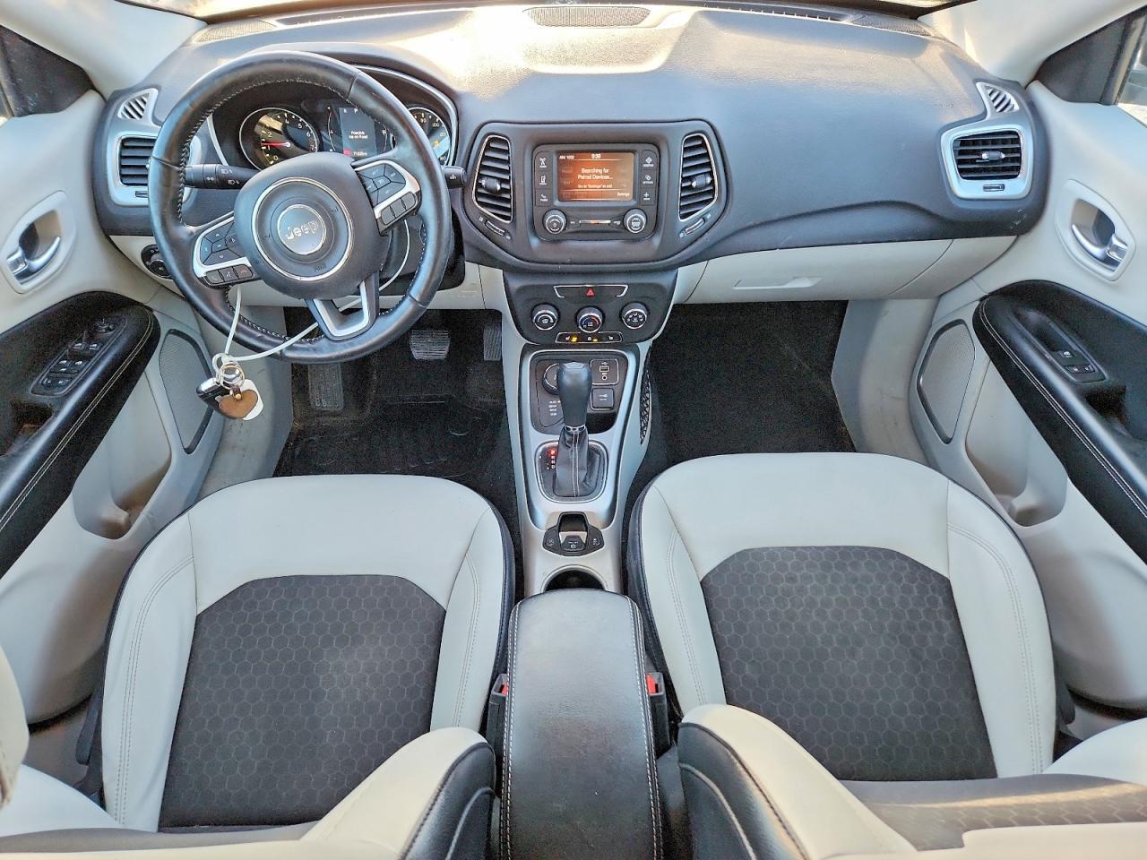 2018 JEEP COMPASS LATITUDE photo 8