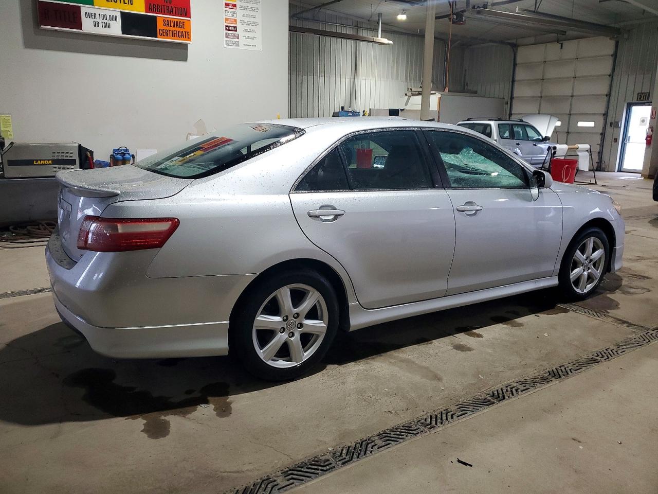 2007 TOYOTA CAMRY LE photo 3