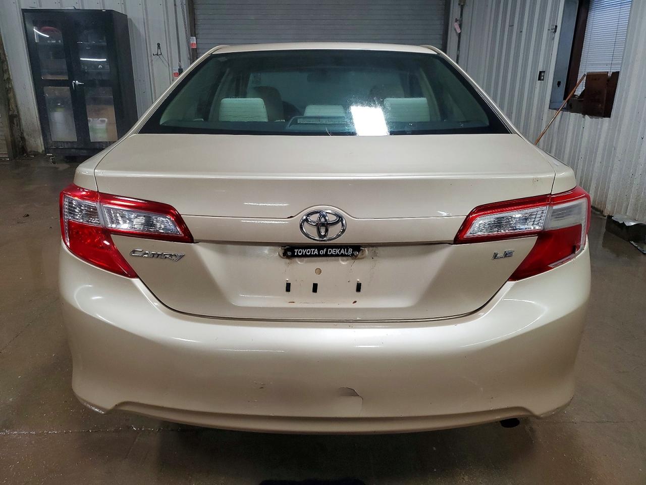 2012 TOYOTA CAMRY BASE photo 6