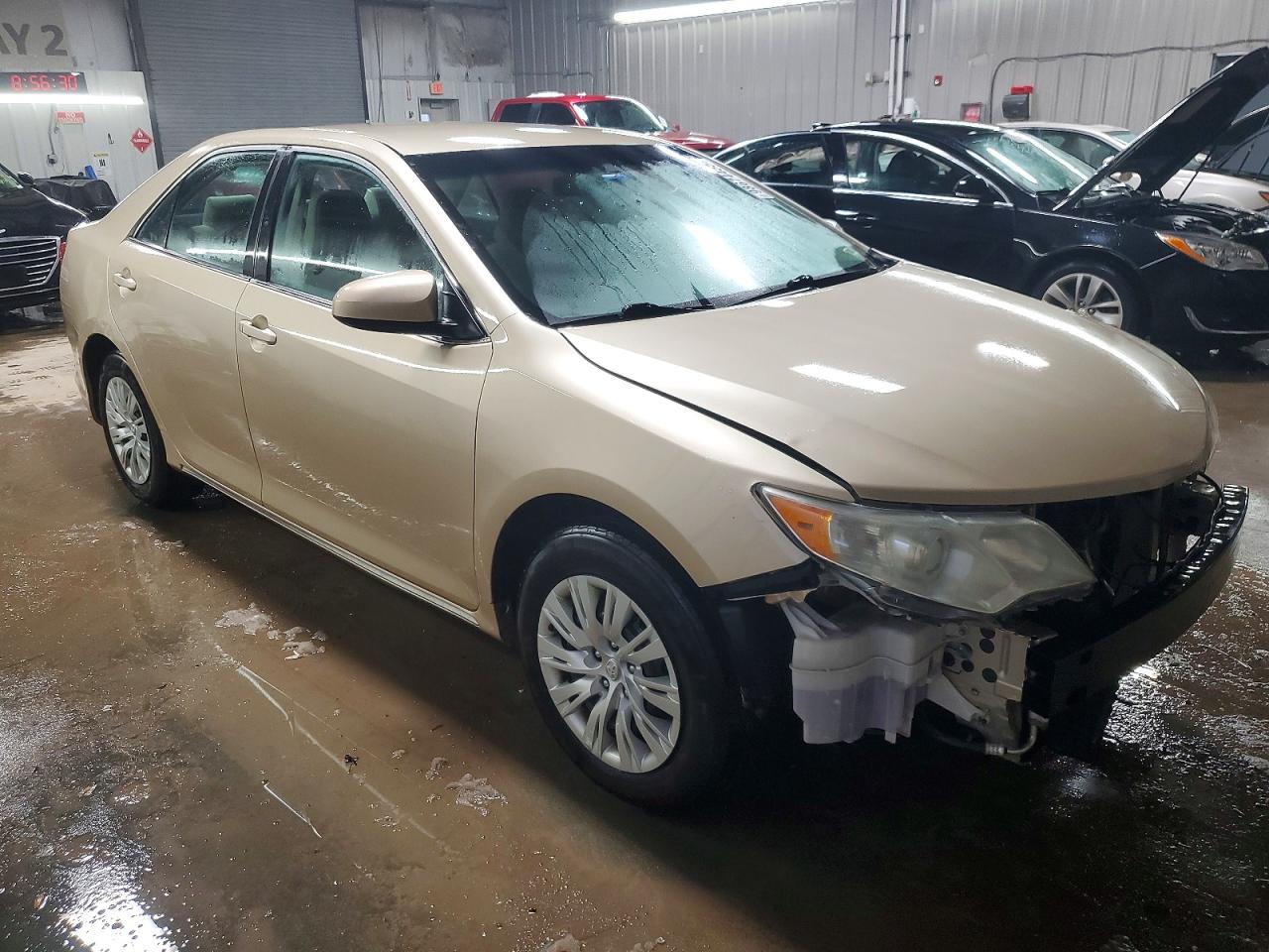 2012 TOYOTA CAMRY BASE photo 4