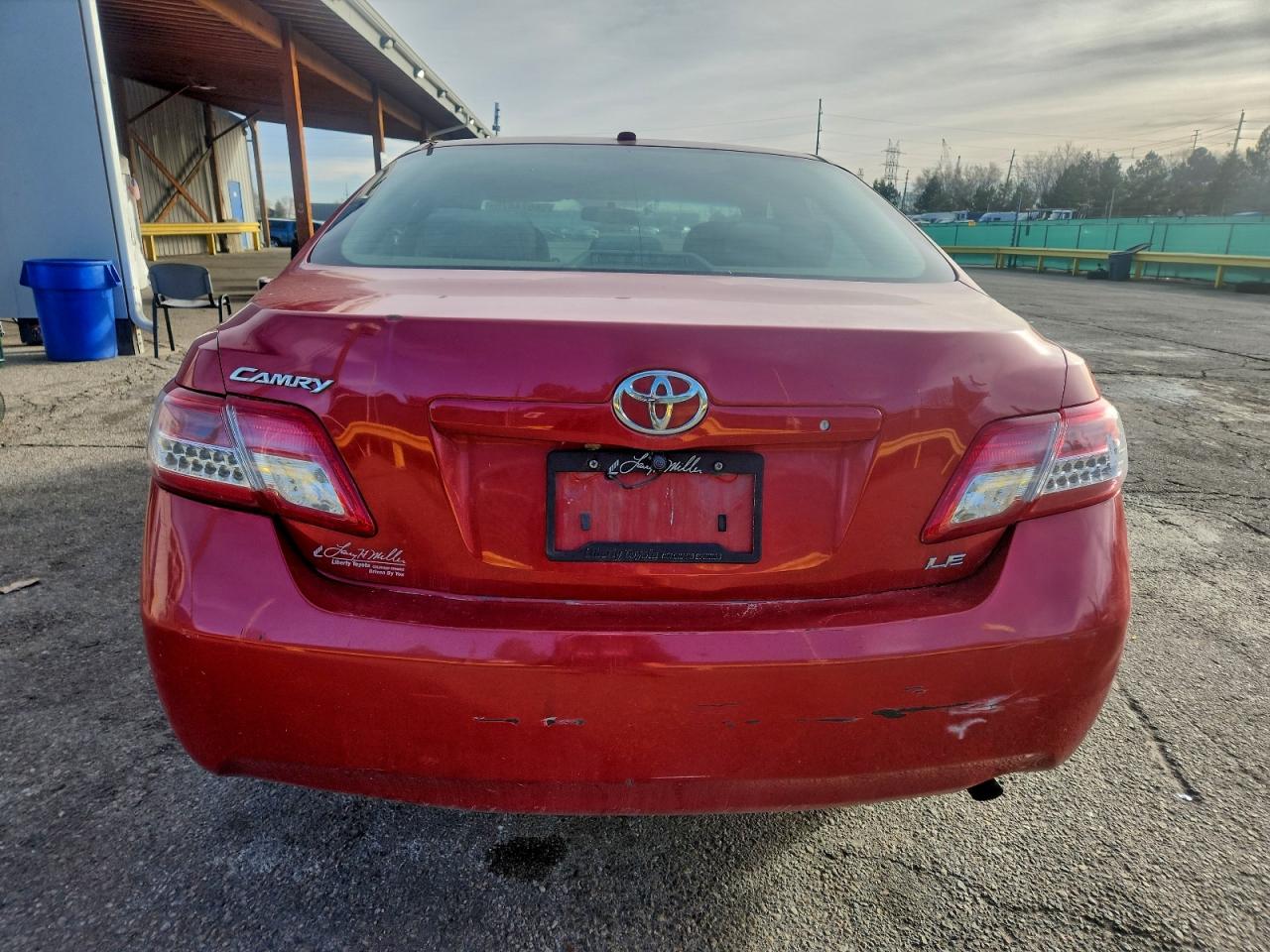 2011 TOYOTA CAMRY BASE photo 6