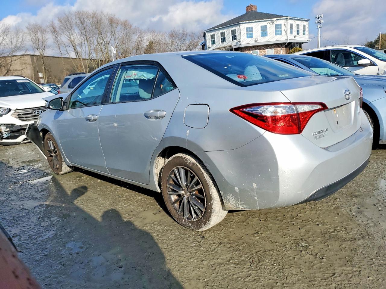 2016 TOYOTA COROLLA L photo 2