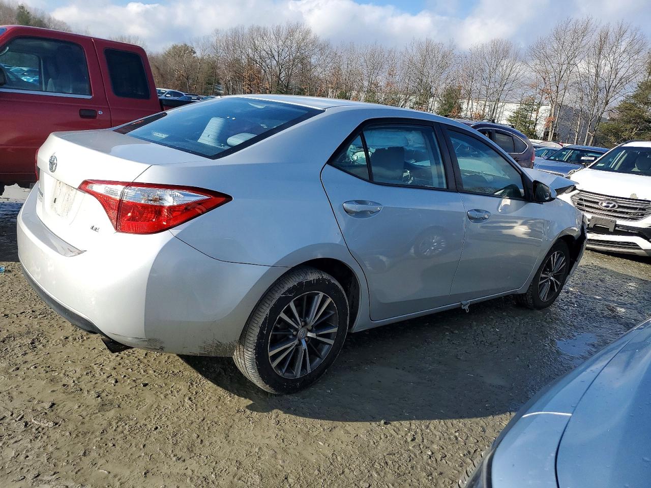 2016 TOYOTA COROLLA L photo 3