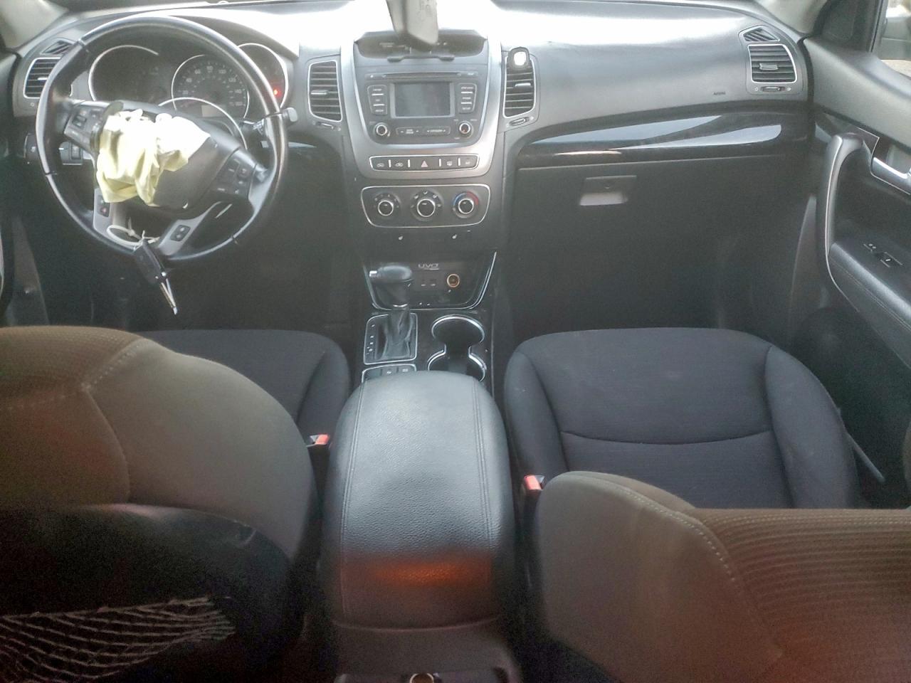 2014 KIA SORENTO LX photo 8