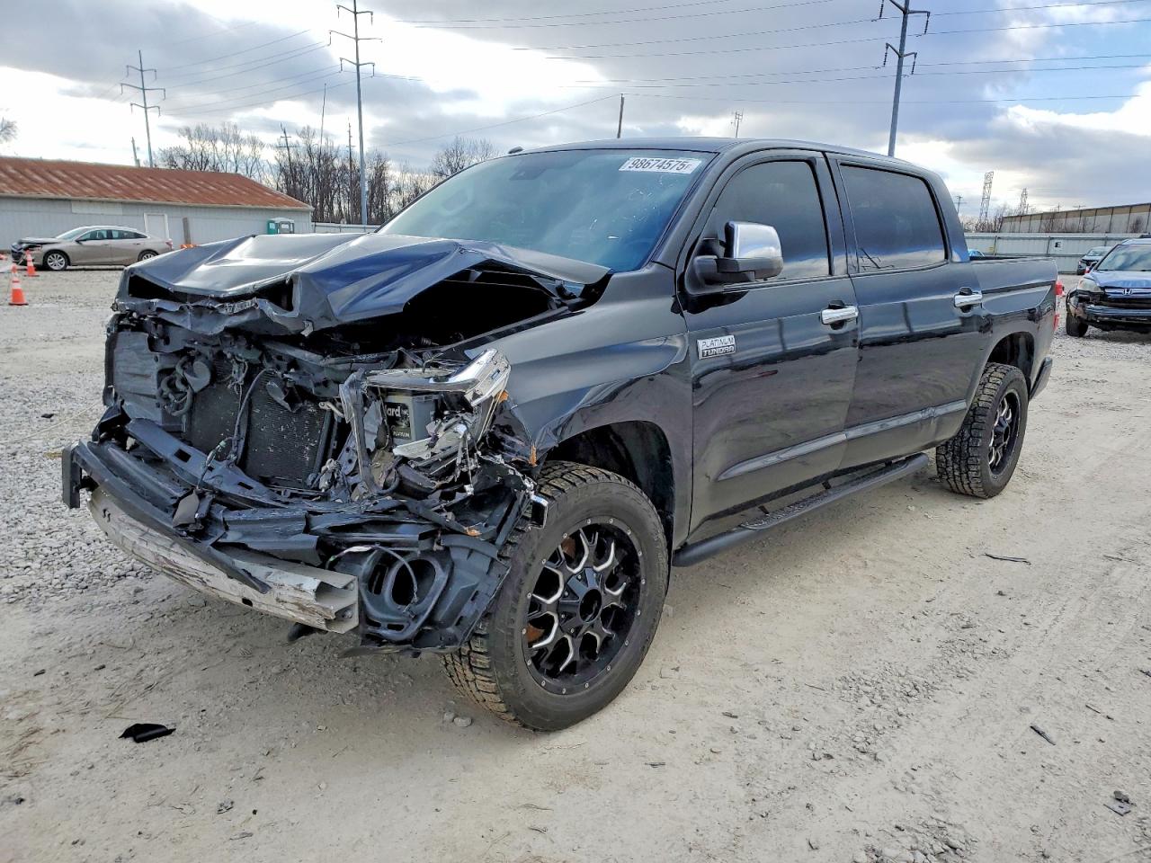2018 TOYOTA TUNDRA