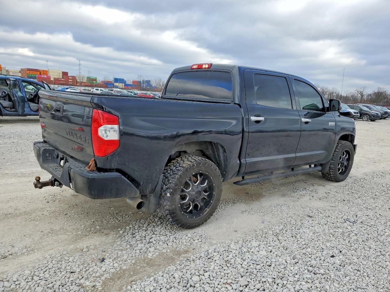 2018 TOYOTA TUNDRA PLATINUM photo 5