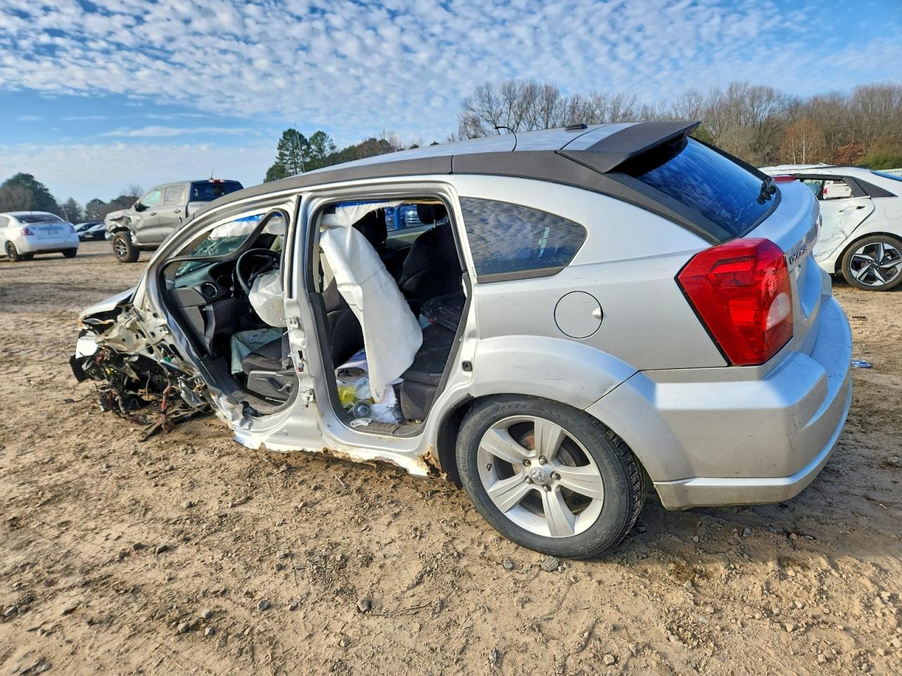 2010 DODGE CALIBER SXT photo 2