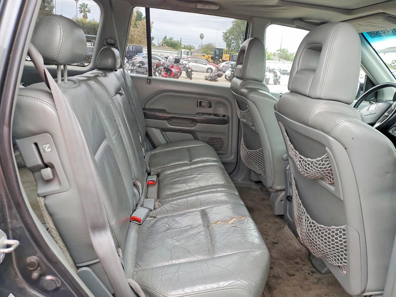 2005 HONDA PILOT EXL photo 11