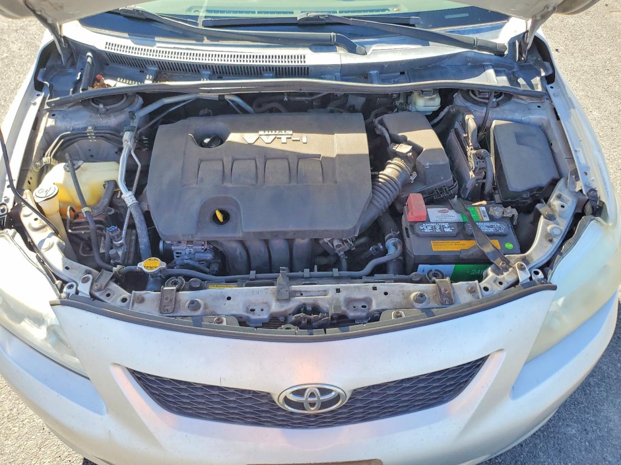 2010 TOYOTA COROLLA BASE photo 11