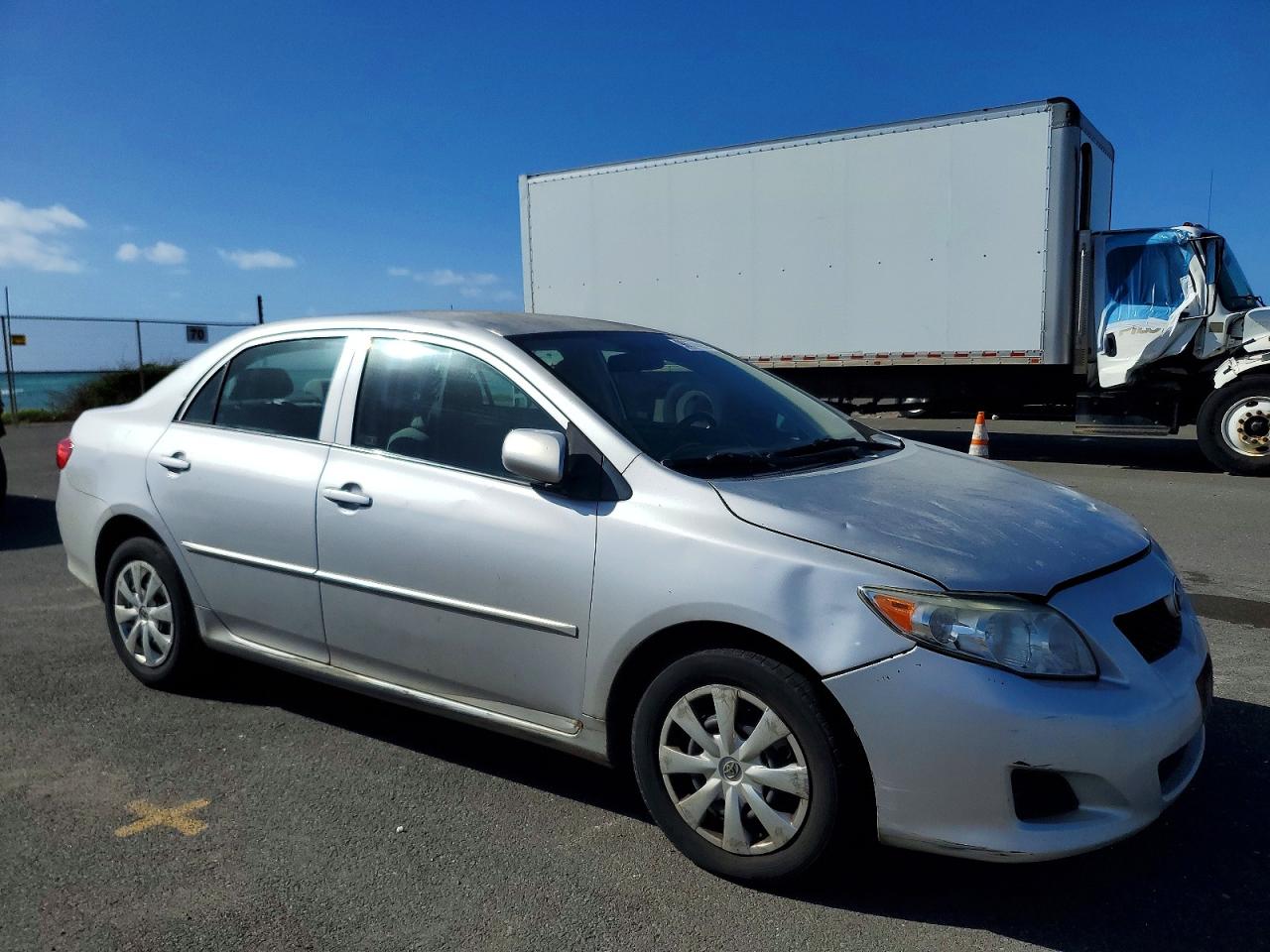 2010 TOYOTA COROLLA BASE photo 4