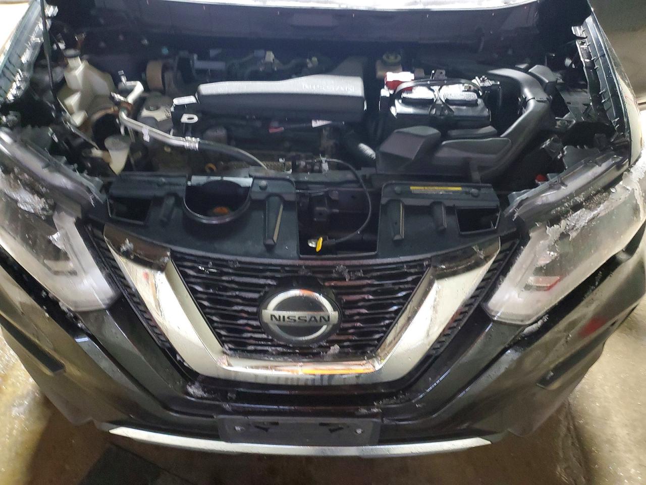2018 NISSAN ROGUE S photo 12