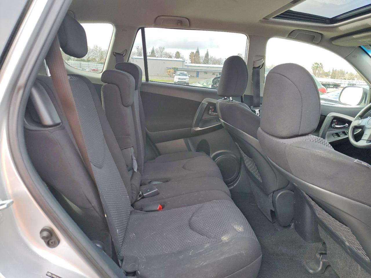 2011 TOYOTA RAV4 SPORT photo 11