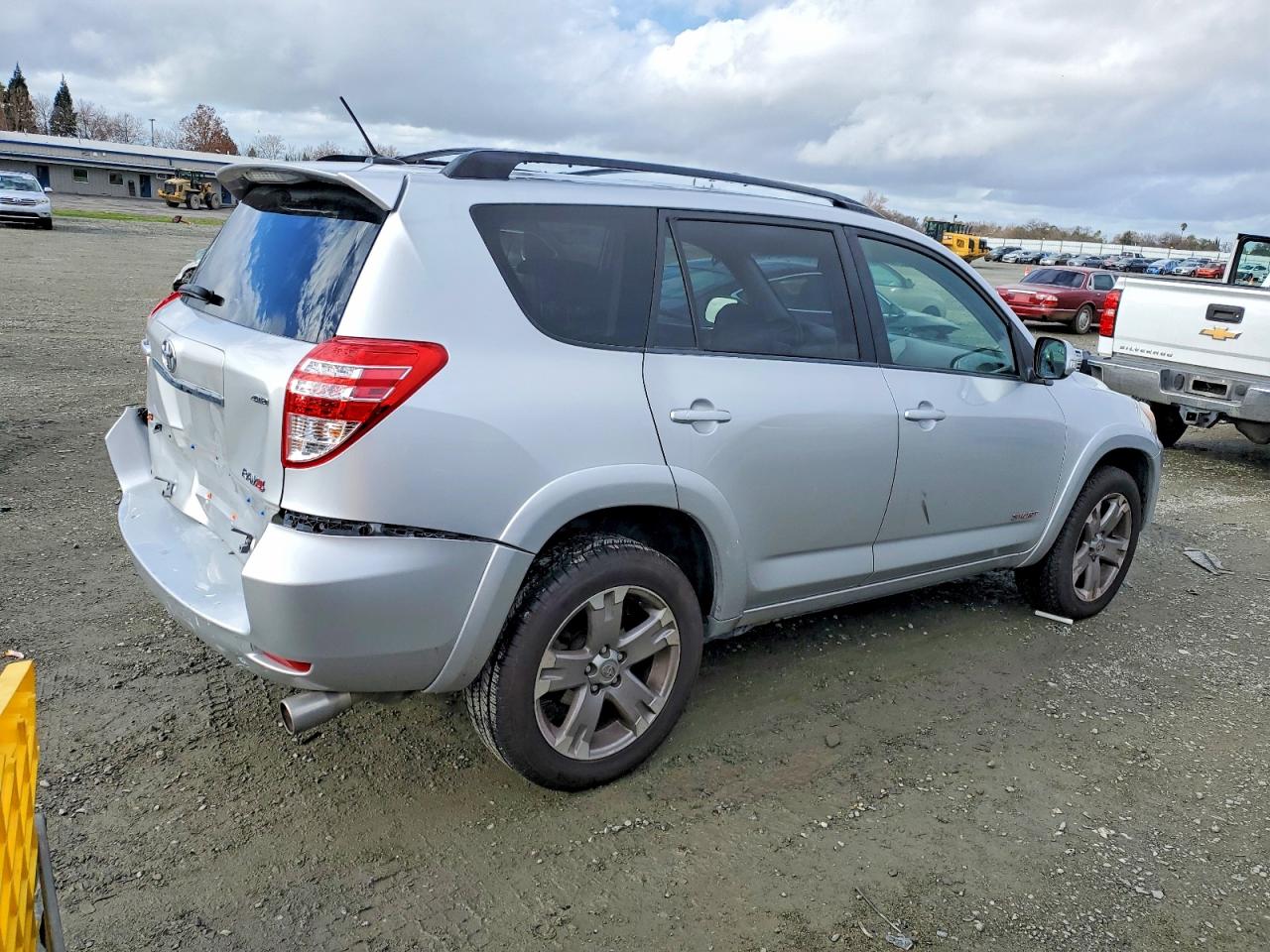 2011 TOYOTA RAV4 SPORT photo 3