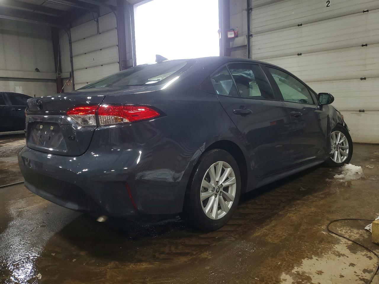 2024 TOYOTA COROLLA LE photo 5