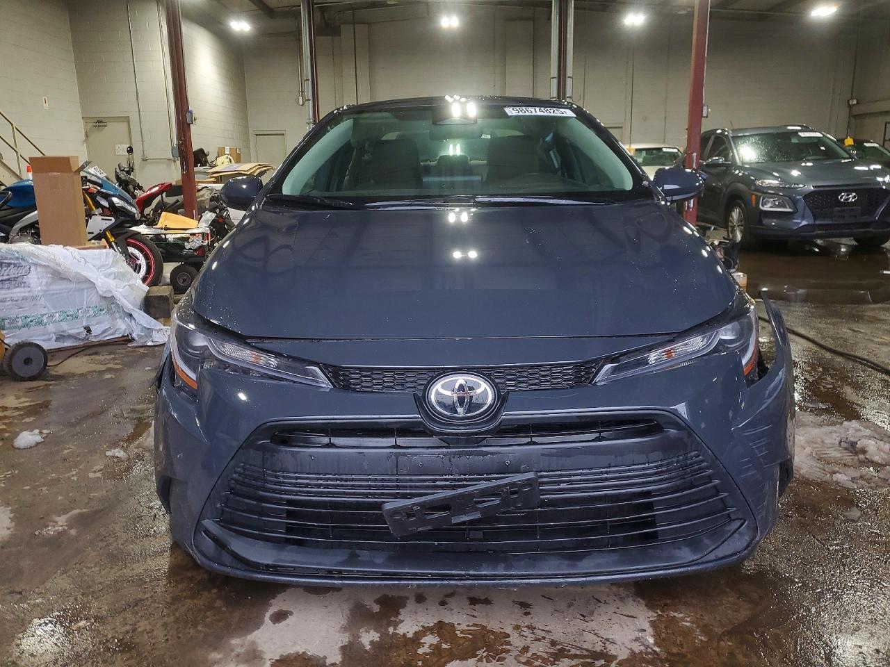 2024 TOYOTA COROLLA LE photo 9