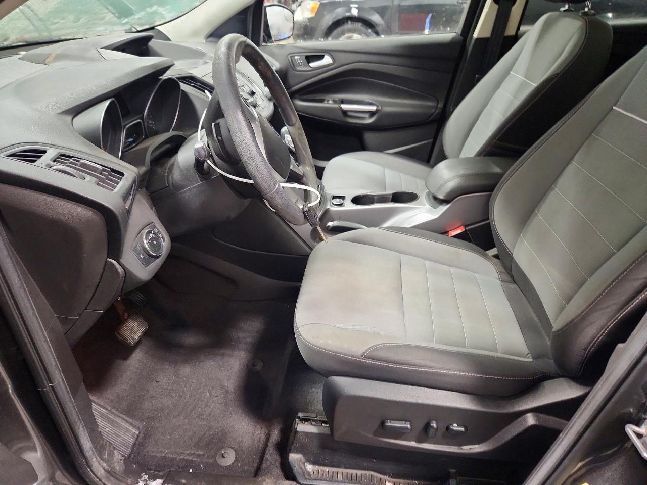 2015 FORD ESCAPE SE photo 7