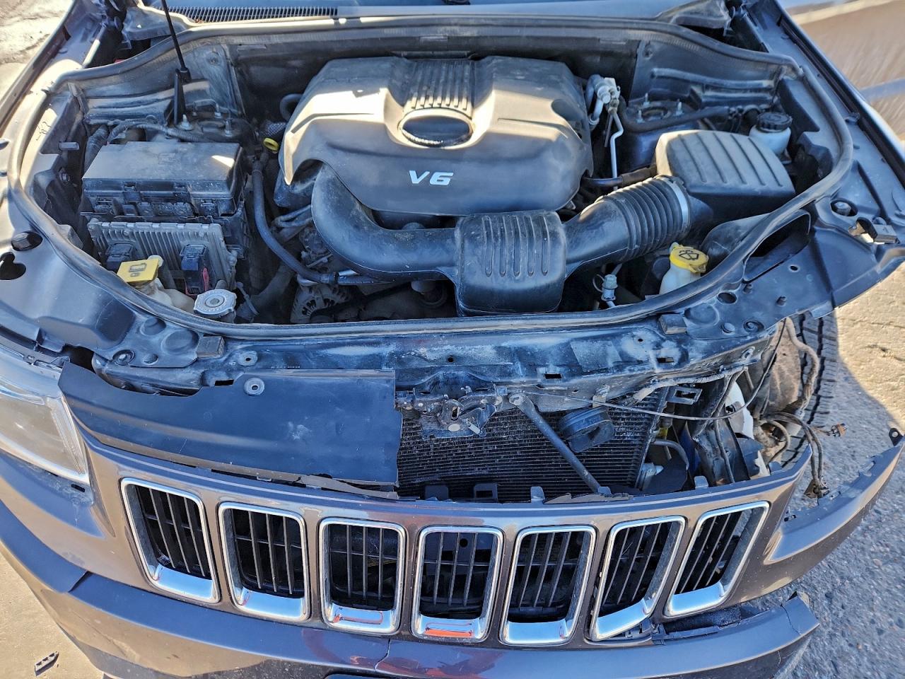 2015 JEEP GRAND CHEROKEE LIMITED photo 12