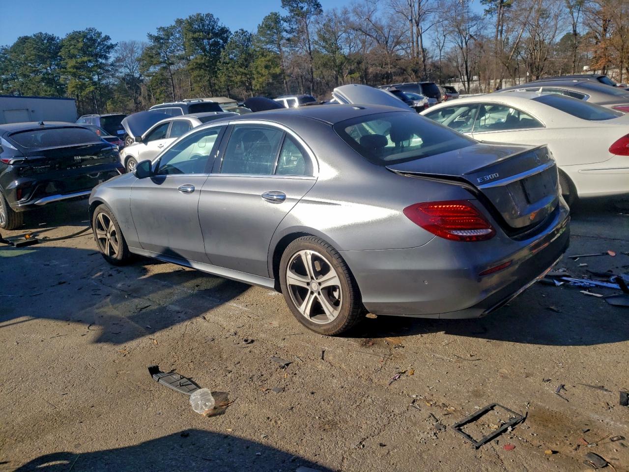 2017 MERCEDES-BENZ E 300 4MATIC photo 2