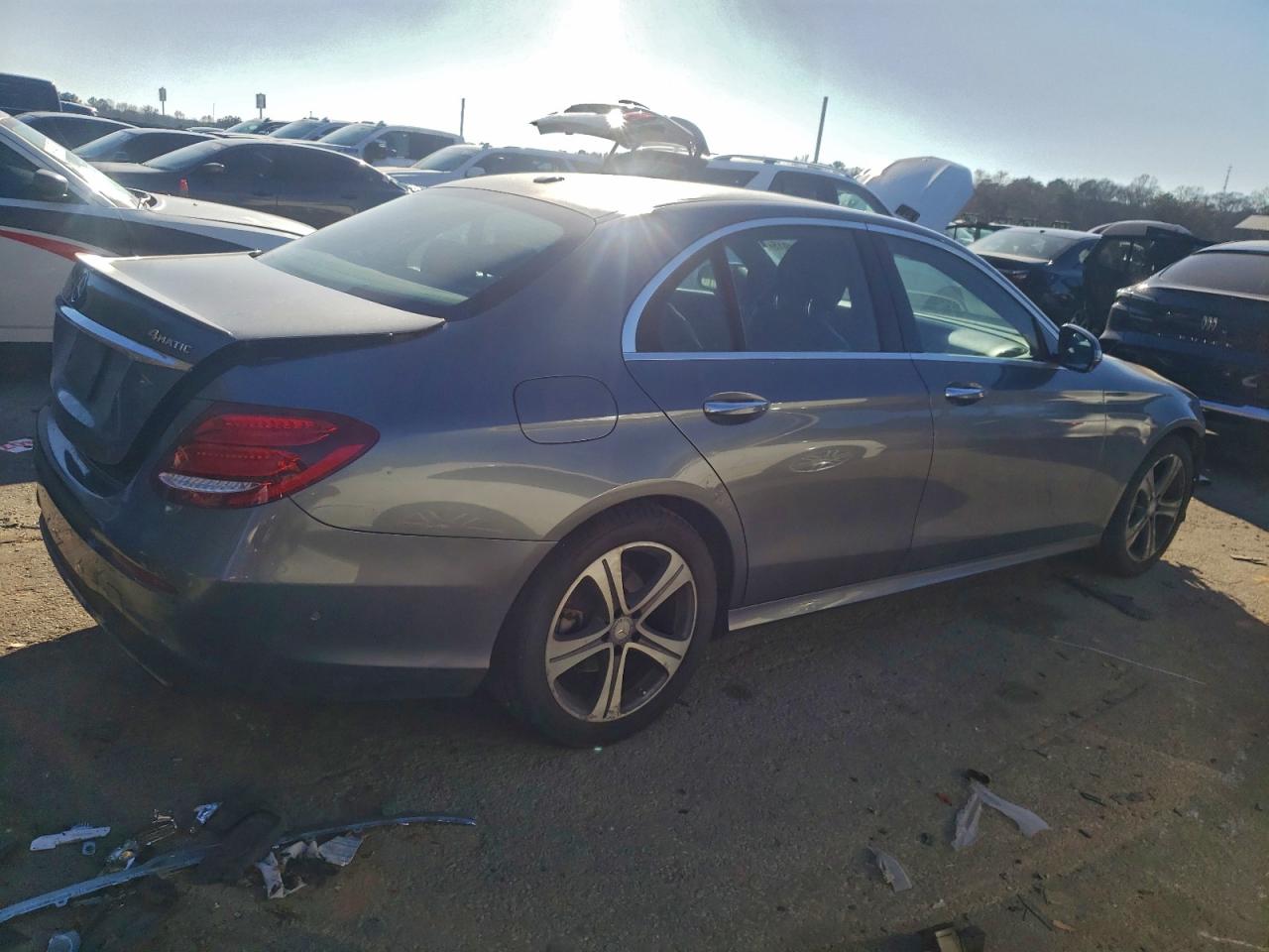 2017 MERCEDES-BENZ E 300 4MATIC photo 3