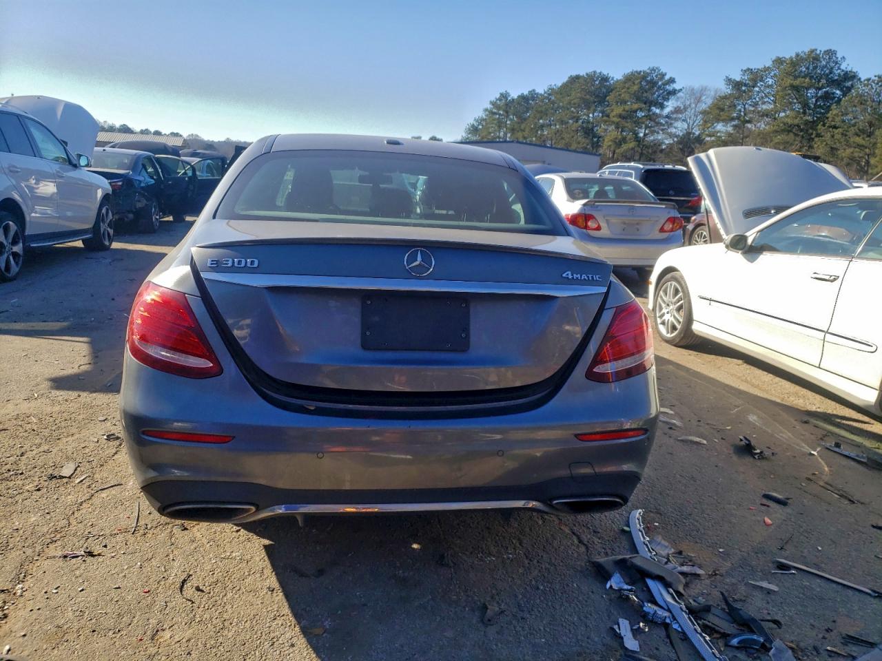 2017 MERCEDES-BENZ E 300 4MATIC photo 6