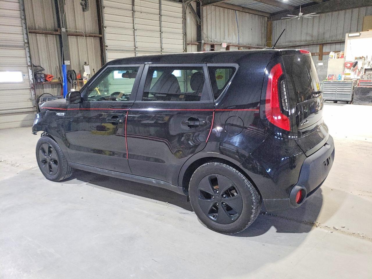 2016 KIA SOUL photo 2