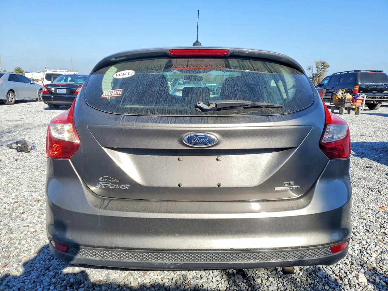 2014 FORD FOCUS SE photo 6