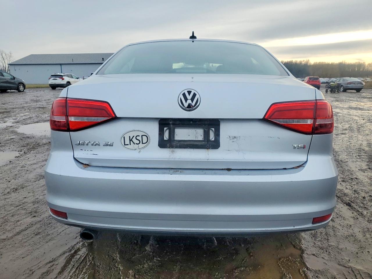2015 VOLKSWAGEN JETTA SE photo 6