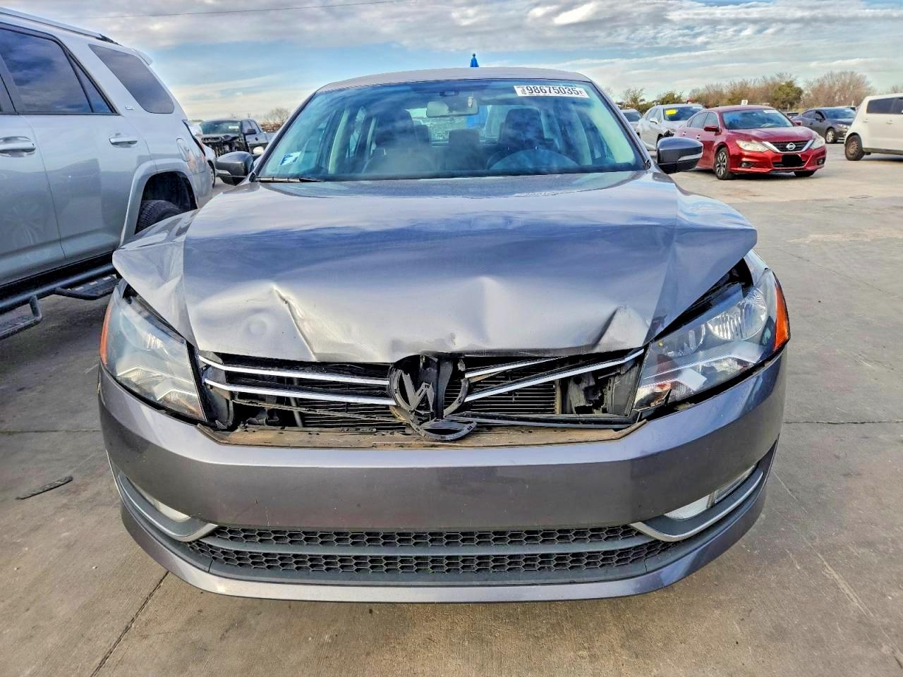 2015 VOLKSWAGEN PASSAT photo 5