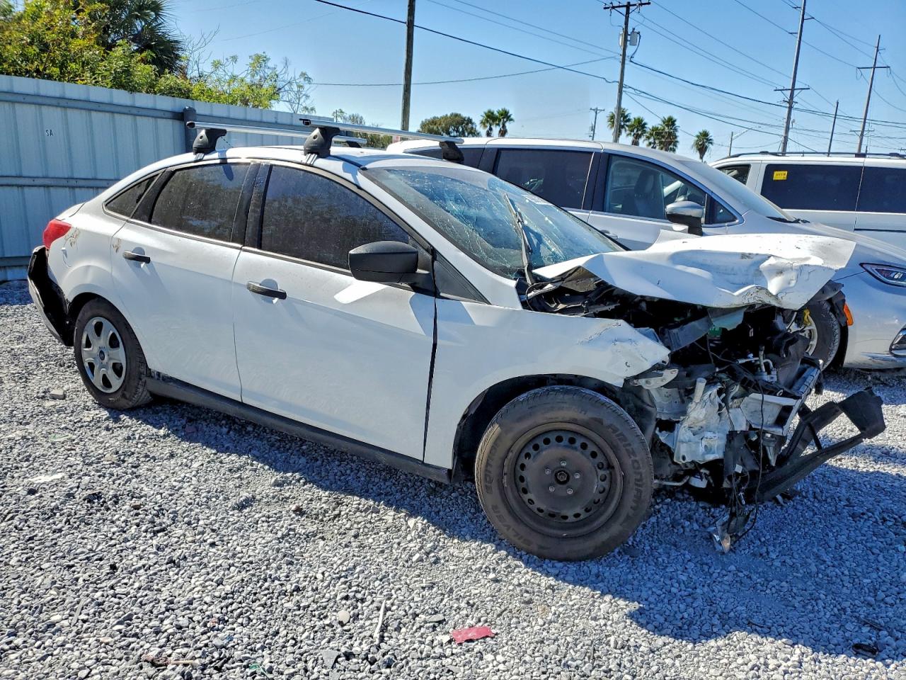 2015 FORD FOCUS S photo 4