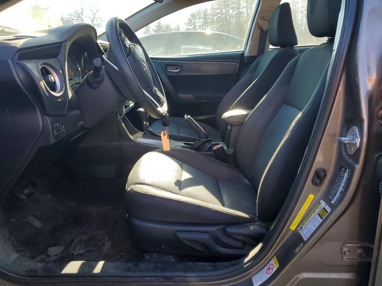 2018 TOYOTA COROLLA L photo 7