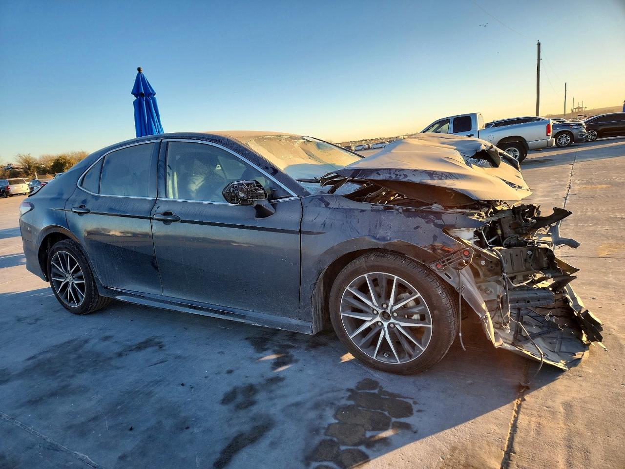 2022 TOYOTA CAMRY SE photo 10