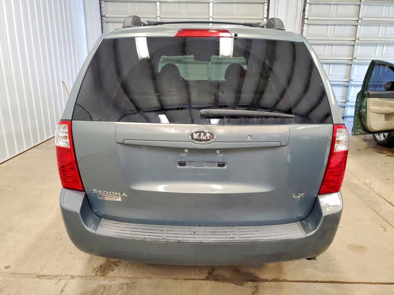 2008 KIA SEDONA LX photo 6