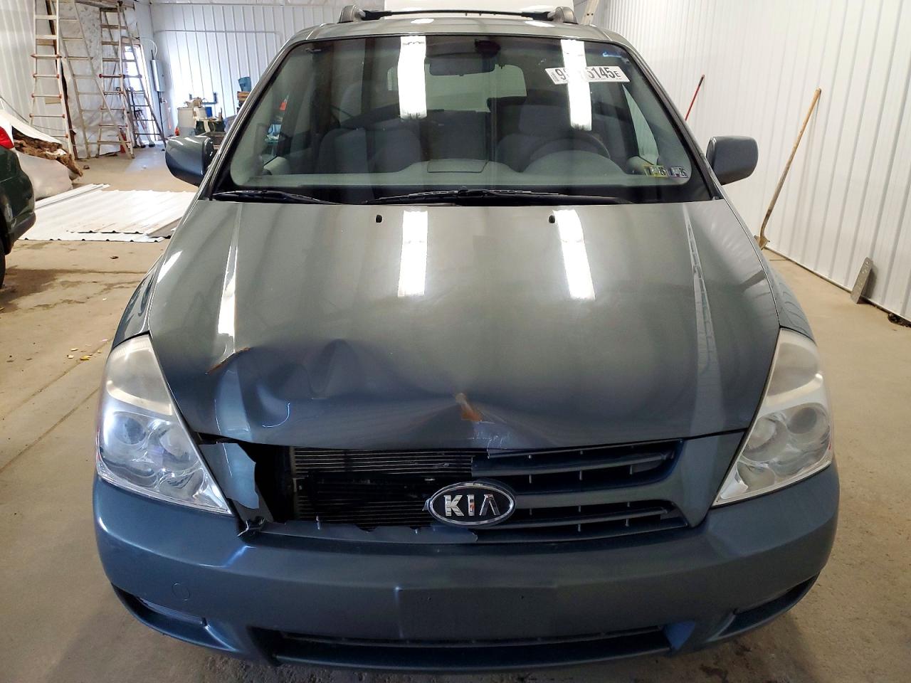 2008 KIA SEDONA LX photo 5
