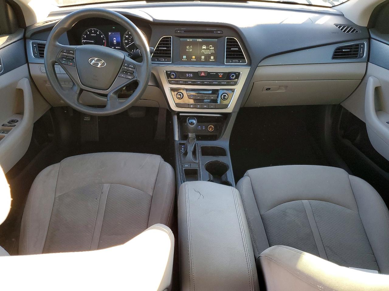 2016 HYUNDAI SONATA SE photo 8