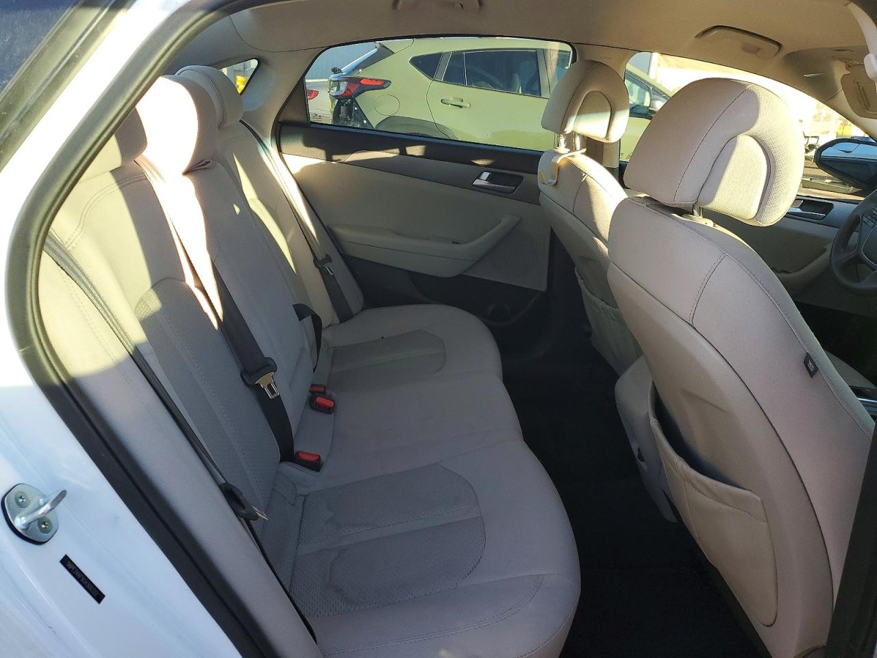 2016 HYUNDAI SONATA SE photo 10