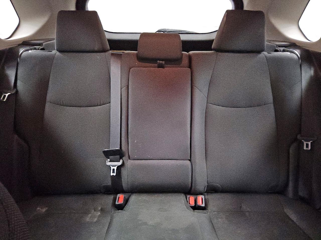 2021 TOYOTA RAV4 LE photo 10